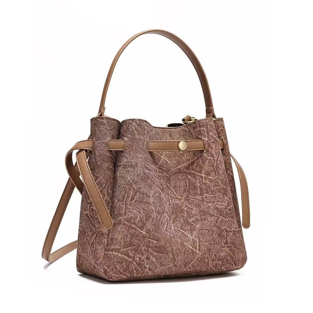Bucket bag - denim effect