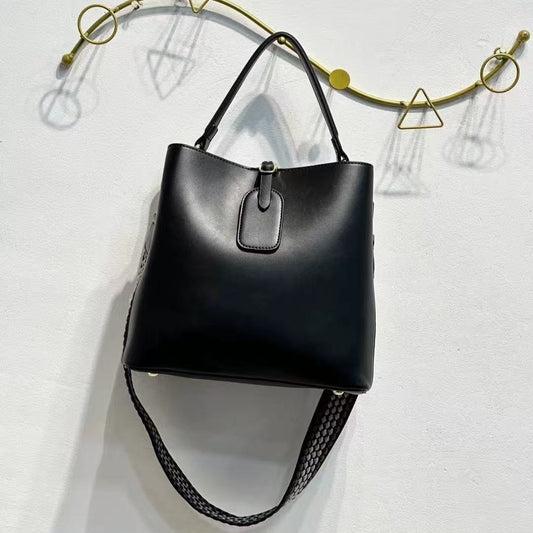 Cross body/sling leather bag