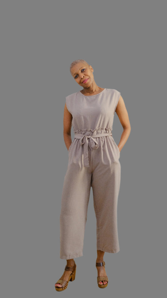 Sleeveless jumpsuit
